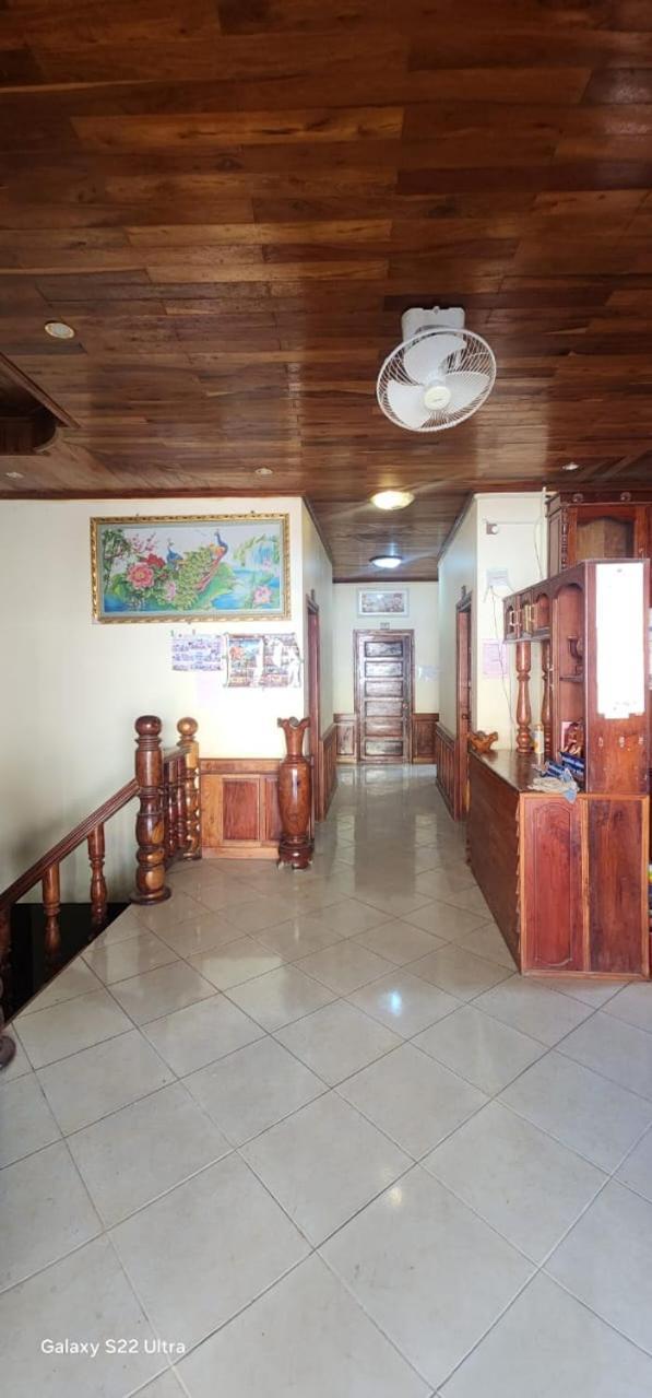 Thip Phavanh Guesthouse Muang Pakbèng 외부 사진